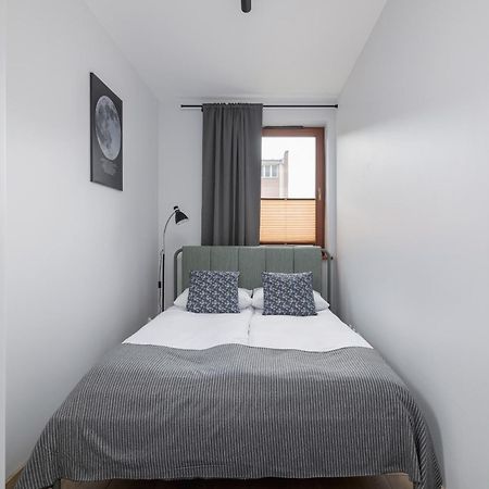 Stylish Apartment With Balcony & Parking Cracow By Noclegi Renters Cracovia Esterno foto
