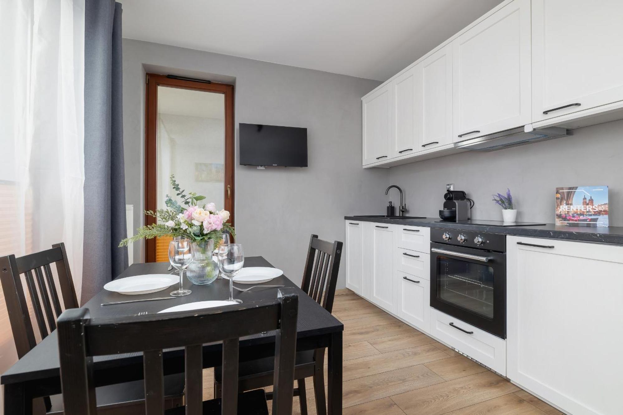 Stylish Apartment With Balcony & Parking Cracow By Noclegi Renters Cracovia Esterno foto